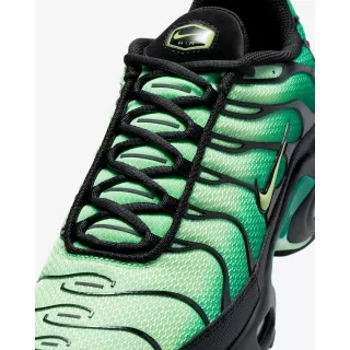 Nike Air Max Plus Vapor Green