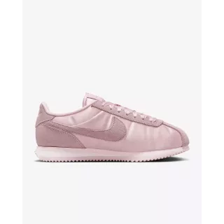 Nike Cortez Triple Pink