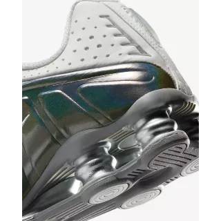 Nike Shox R4 White Iridescent