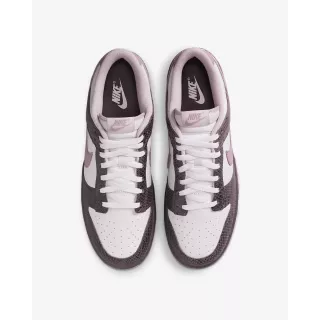 Nike Dunk Low SE "Medium Ash"