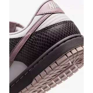 Nike Dunk Low SE "Medium Ash"