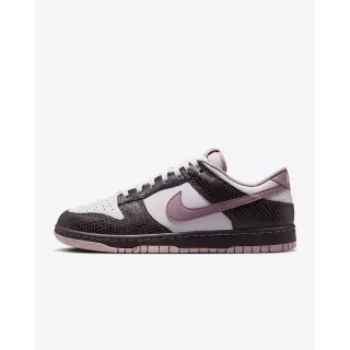 Nike Dunk Low SE "Medium Ash"