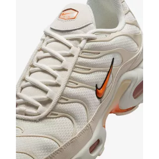 Nike Air Max Plus Safety Orange