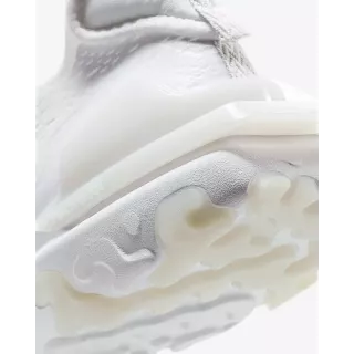 Nike REACT VISION white