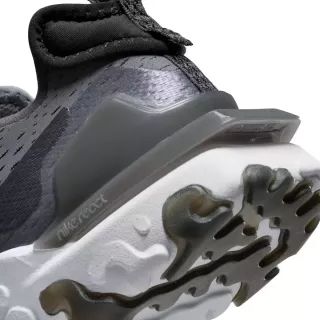 Nike REACT VISION