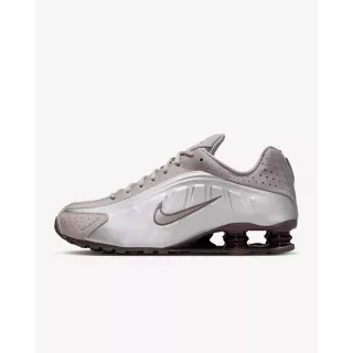 Nike Shox R4
