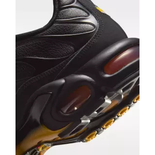 Nike Air Max Plus Black Laser Orange