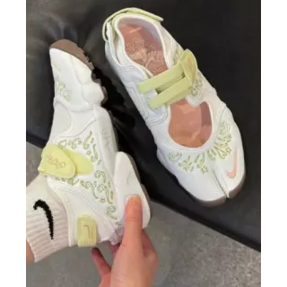 NIKE AIR RIFT BR Casual