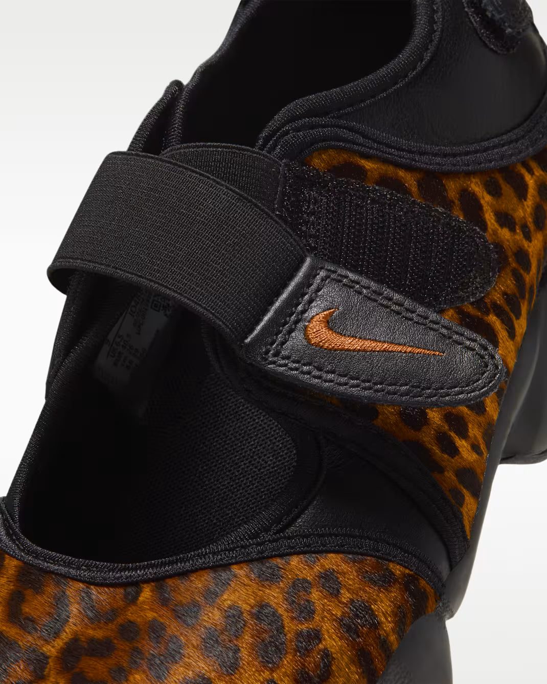 Nike Air Rift femme – Noir / Desert Ochre – IO4884-002
