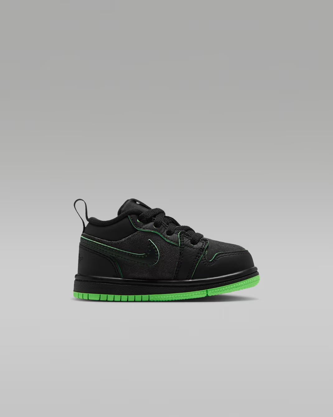 Jordan 1 Low Alt SE