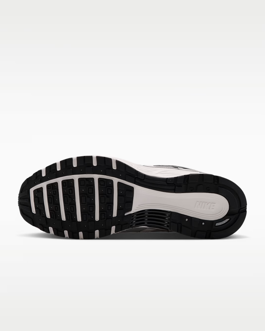 Nike P-6000