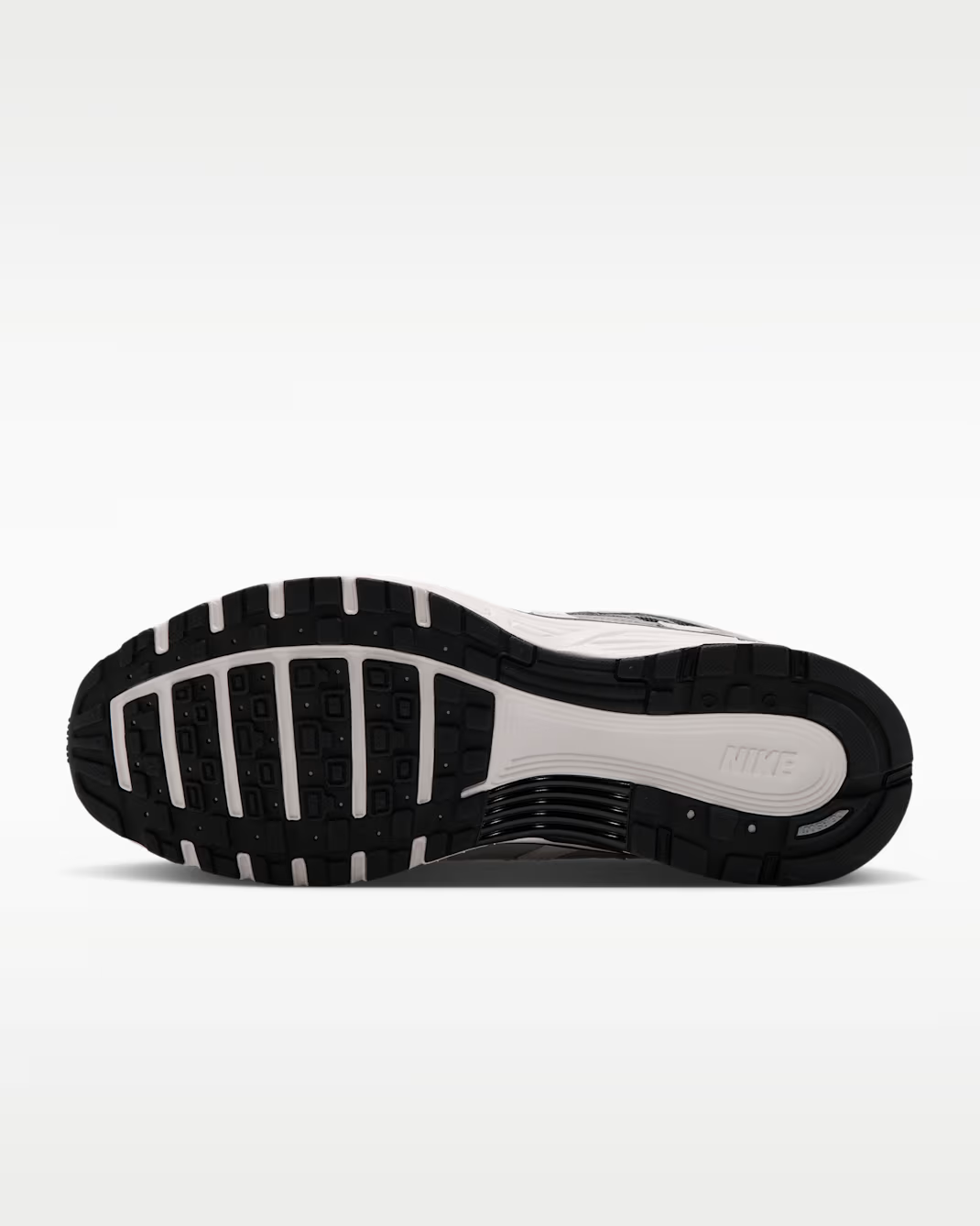 Nike P-6000