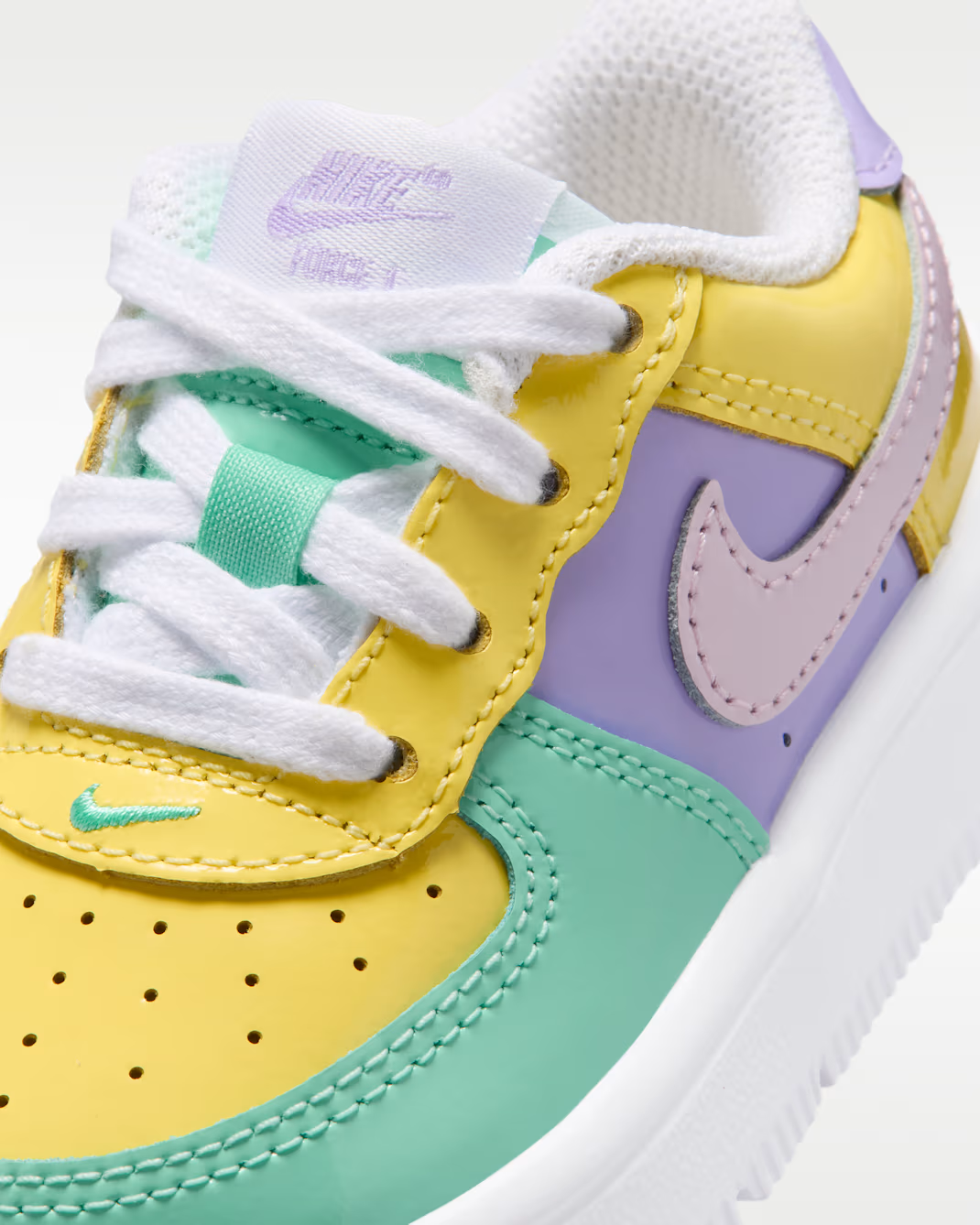 Nike Force 1 Low