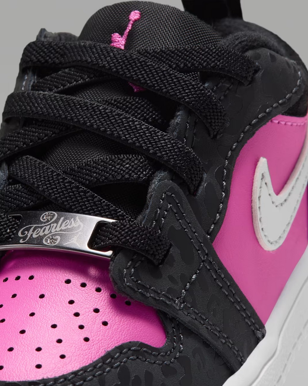 Jordan 1 Low Alt SE