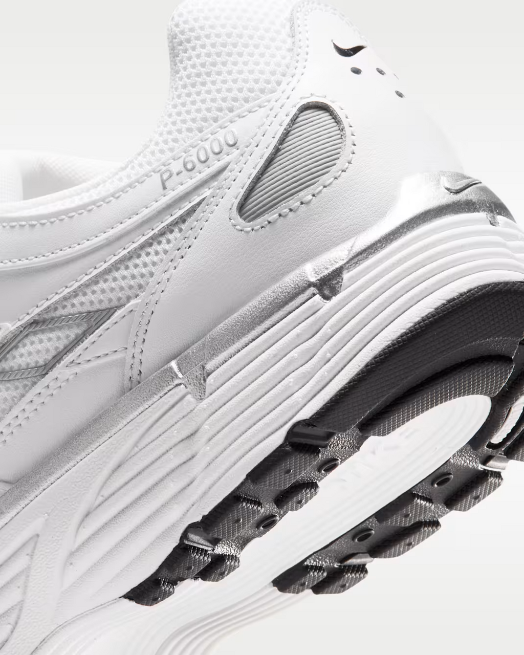 Nike P-6000