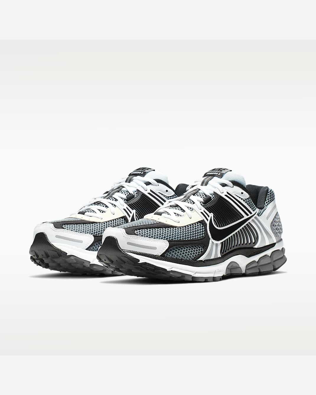 Nike Zoom Vomero 5 SE SP homme – Gris foncé / Blanc / Noir – vue 5