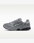 Nike Zoom Vomero 5 femme – Gris / Argent métallisé – vue 1