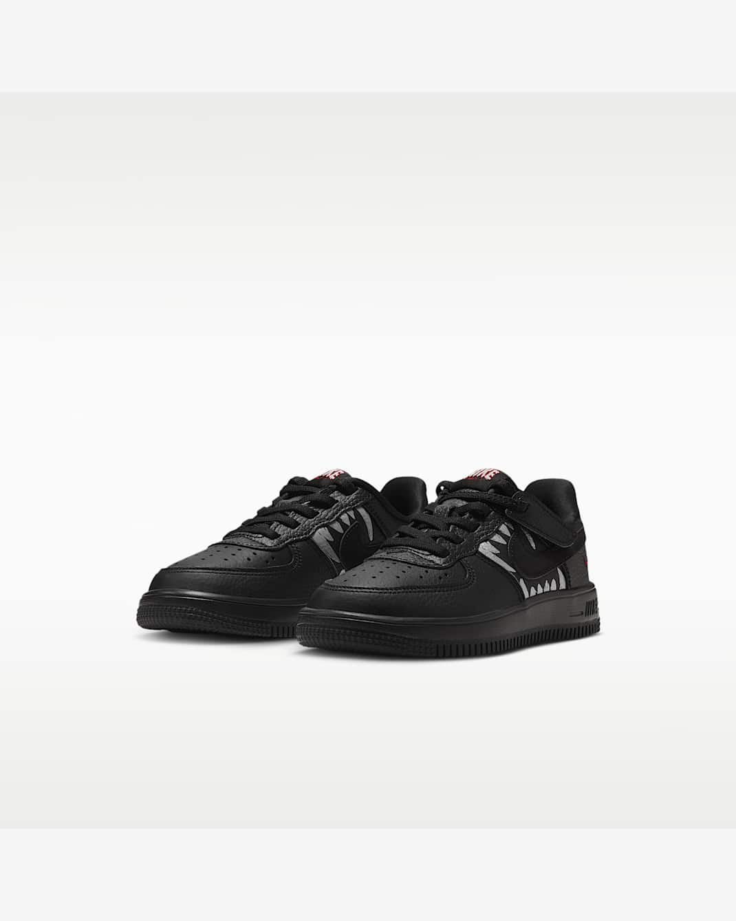 Nike Force 1 Low LV8 EasyOn enfant – Noir / Rouge / Argent métallisé – vue 5